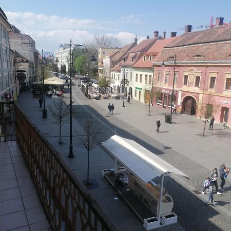 Apartament Royal Sibiu Apartment Екстериор снимка