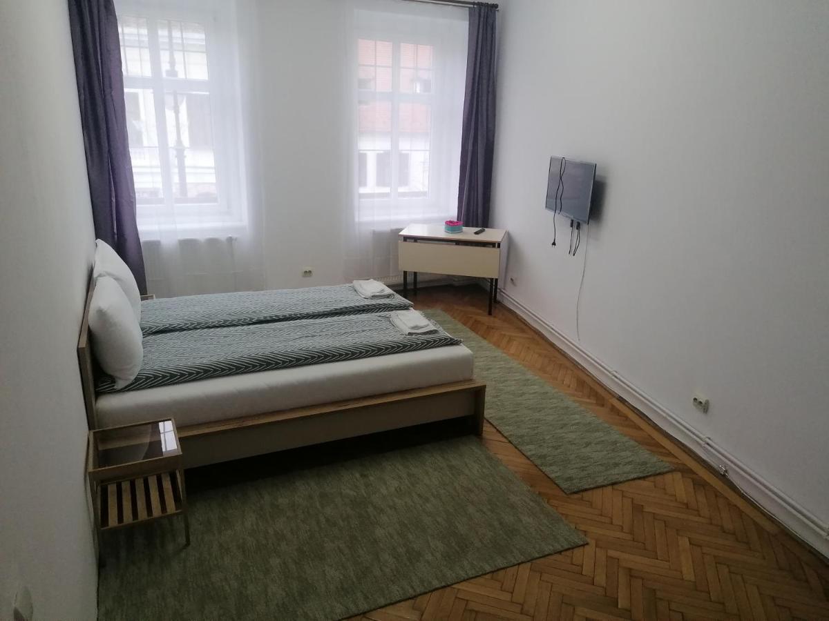 Apartament Royal Sibiu Apartment Екстериор снимка