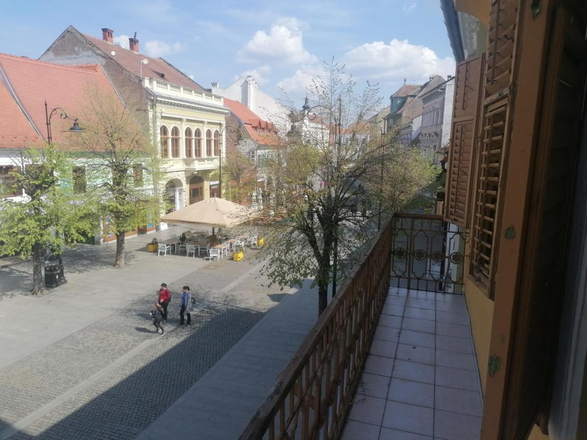 Apartament Royal Sibiu Apartment Екстериор снимка